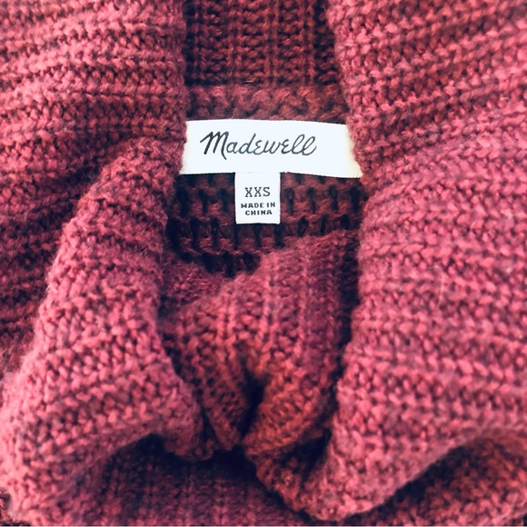 Madewell Side Button Ribbed Turtleneck Sweater in Heather Cherry XXS - Picture 3 of 8